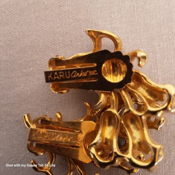 Distressed Karou Anke Tulip Earrings Clip Ons - Picture 10 of 11